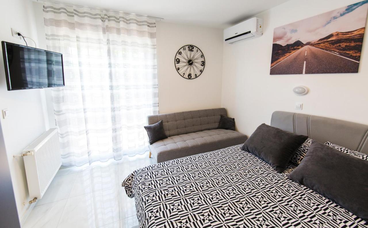 Apartmani Mabele باغ المظهر الخارجي الصورة