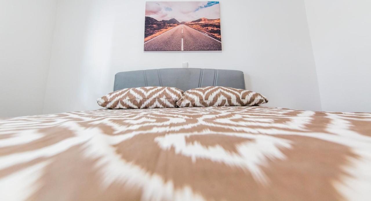 Apartmani Mabele باغ المظهر الخارجي الصورة