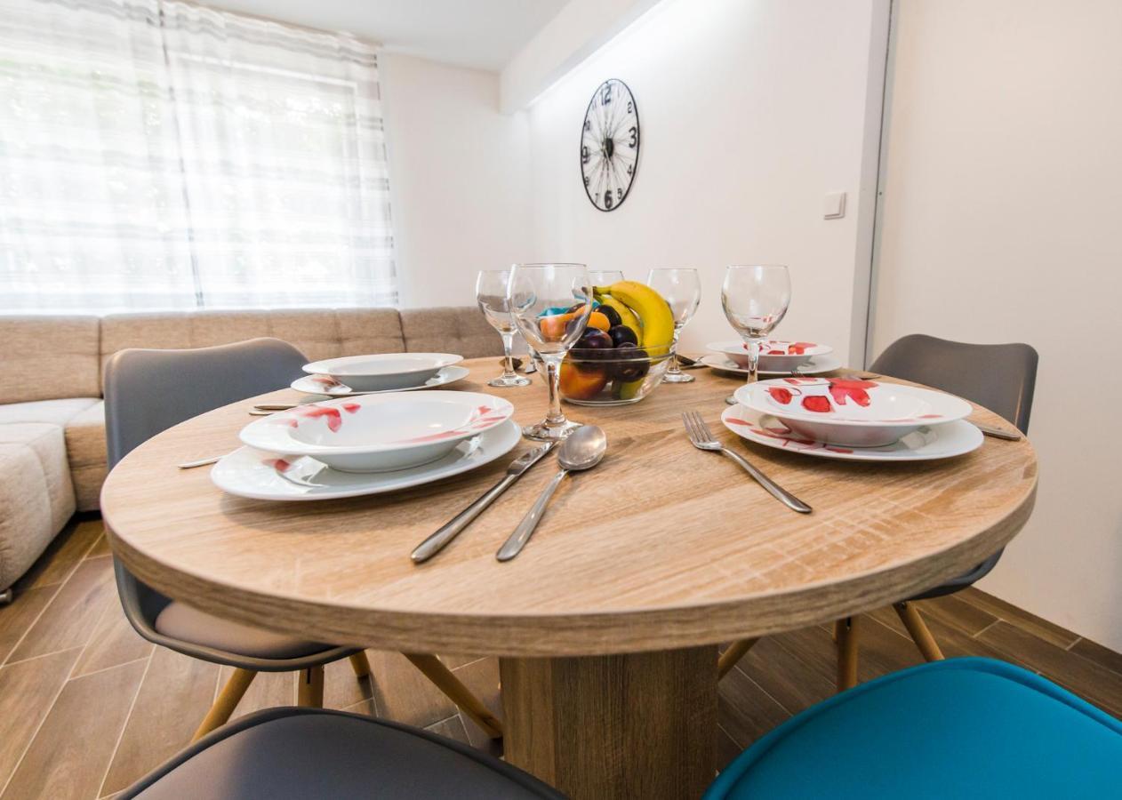 Apartmani Mabele باغ المظهر الخارجي الصورة