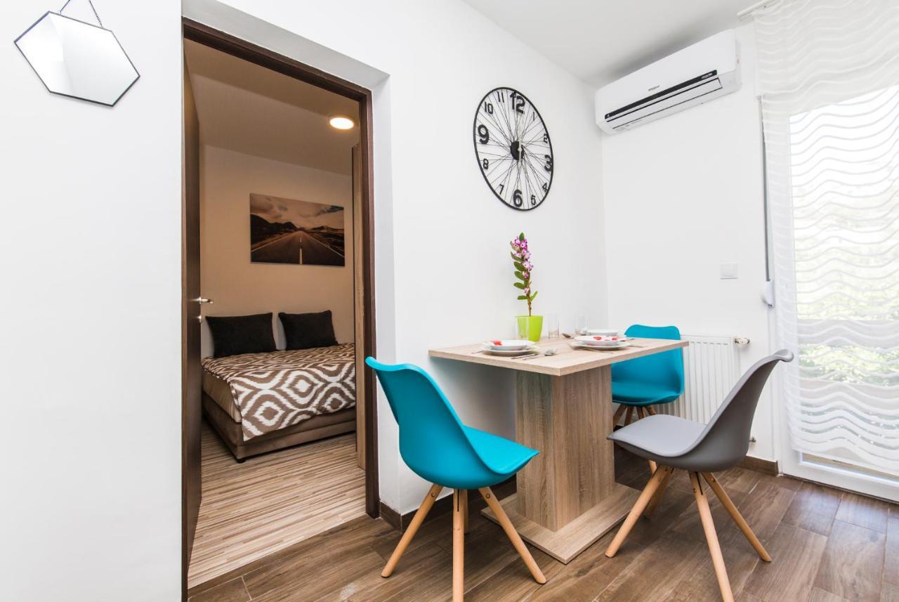 Apartmani Mabele باغ المظهر الخارجي الصورة