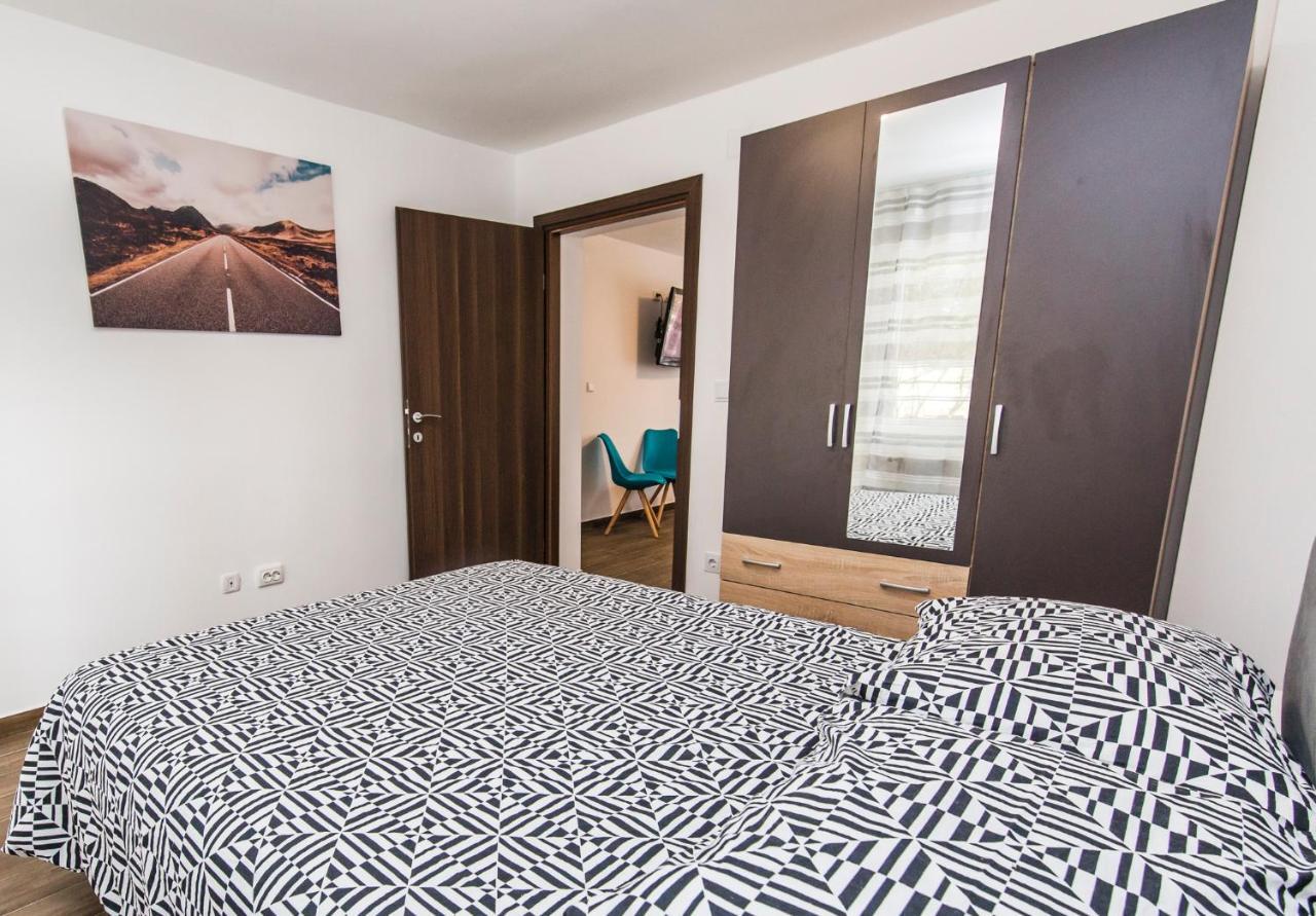 Apartmani Mabele باغ المظهر الخارجي الصورة