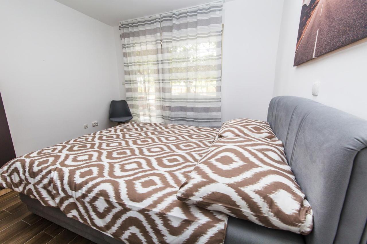 Apartmani Mabele باغ المظهر الخارجي الصورة