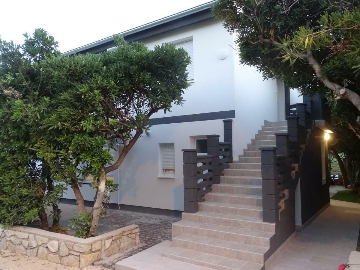 Apartmani Mabele باغ المظهر الخارجي الصورة
